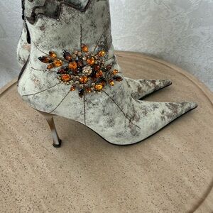 Italian Shoemakers Cream and Brown Embellished Heels